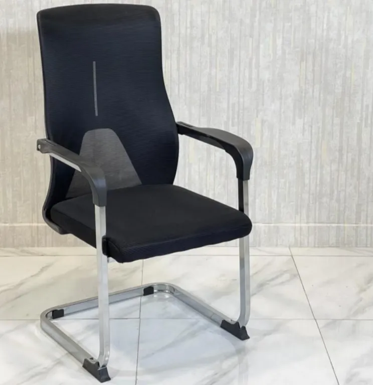 Cantilever Mesh Visitor’s Seat
