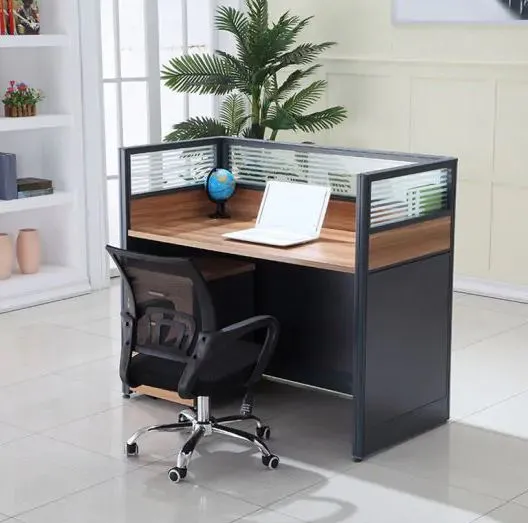One-Way Modern Office Workstation
